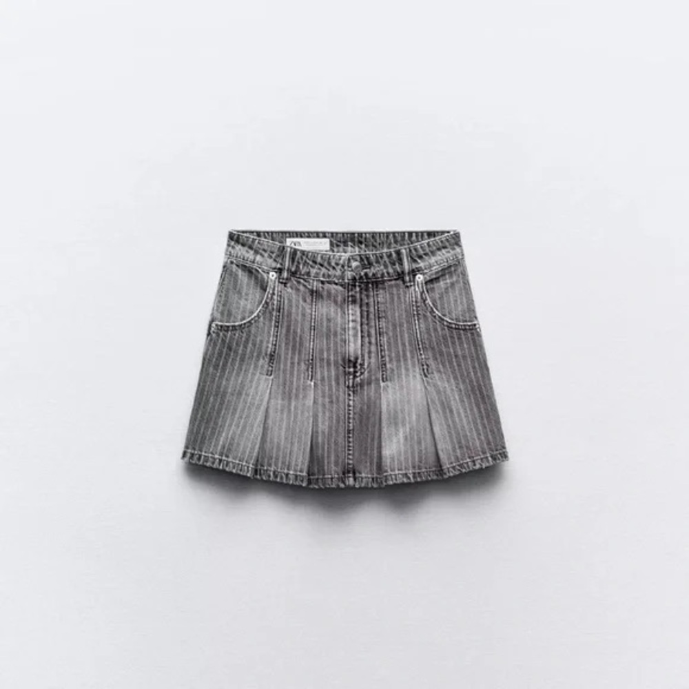 Zara Charcoal Textured Denim Skirt